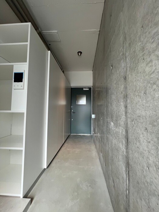 物件内観写真10　(玄関)