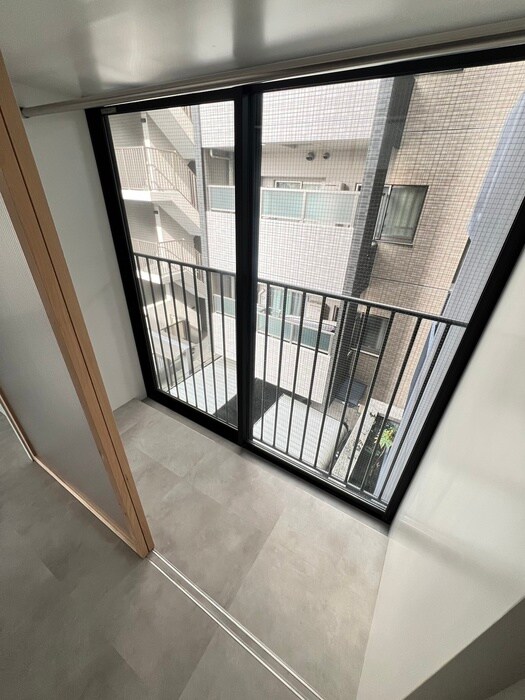 物件内観写真12　(ベランダ・バルコニー)