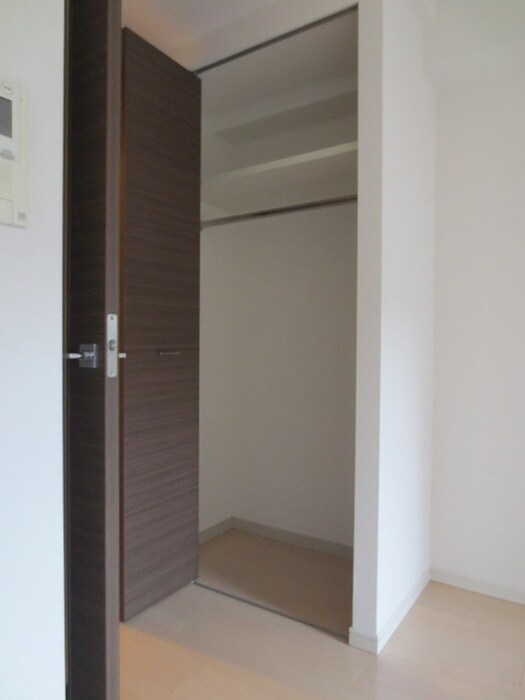 物件内観写真13　(収納)