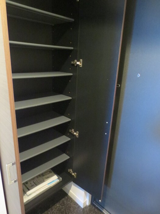 物件内観写真14　(靴箱)