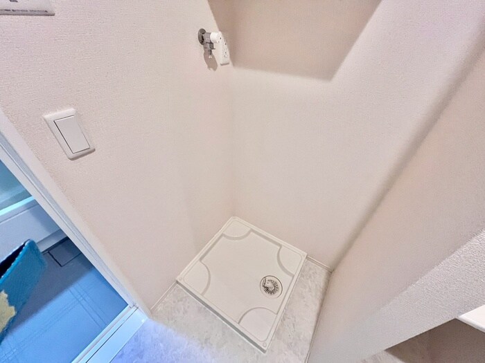 物件内観写真17　(洗濯機置場)