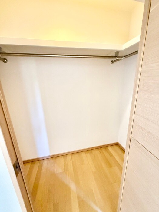 物件内観写真10　(収納)