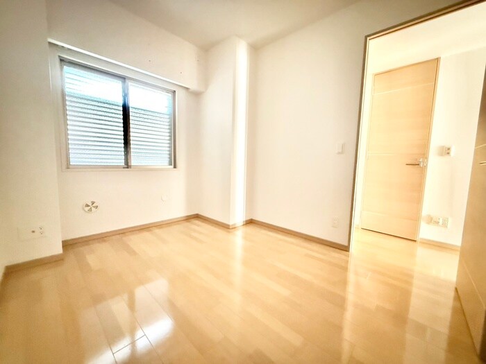 物件内観写真12　(居室)