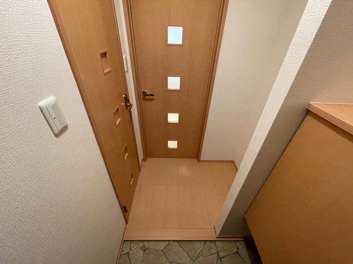 物件内観写真19　(廊下)