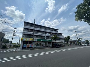 第２林マンション外観写真
