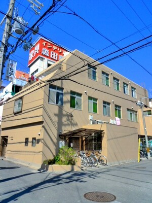 ドミトリ－アリスの森外観写真