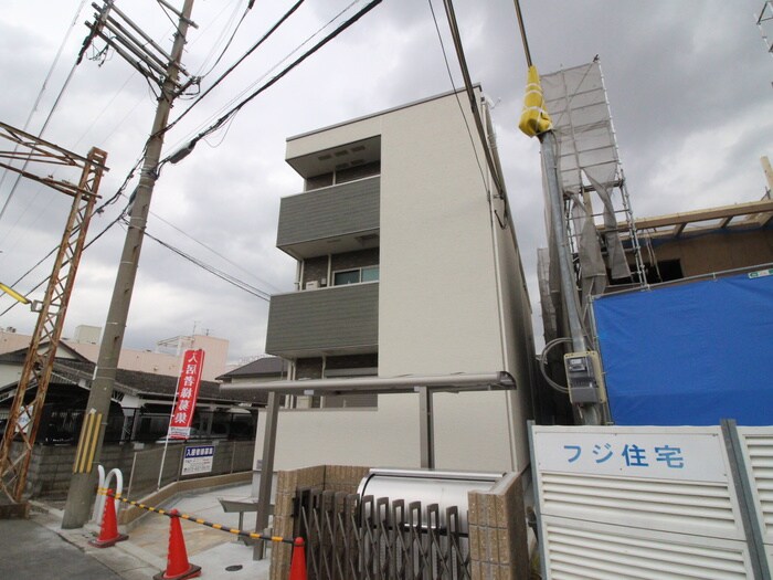 物件外観写真2　(外観写真)