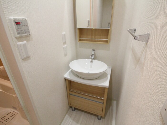 物件内観写真9　(洗面)