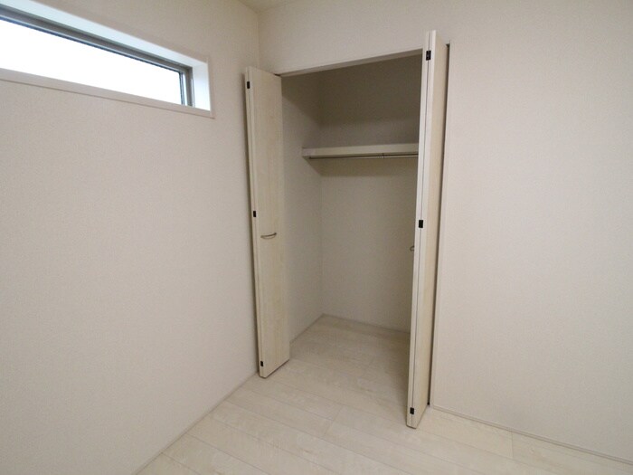 物件内観写真17　(収納)