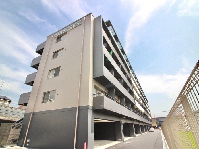 物件外観写真5　(外観写真)