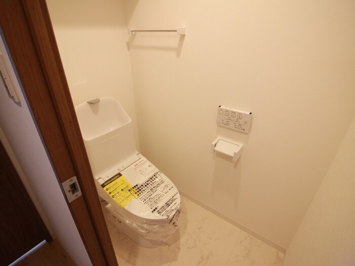 物件内観写真12　(トイレ)