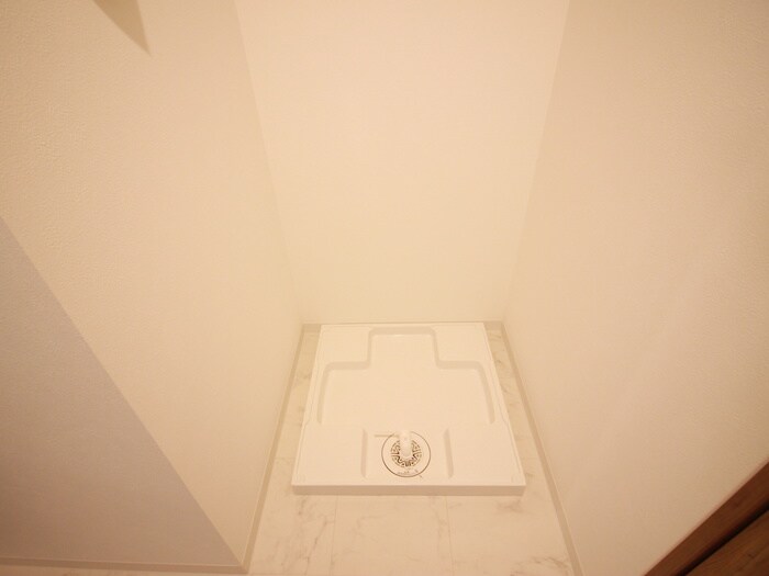 物件内観写真20　(洗濯機置場)