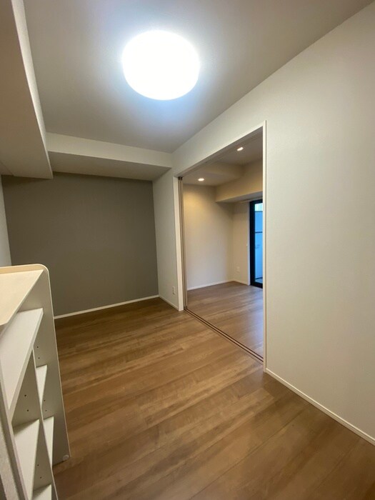 物件内観写真15　(居室)