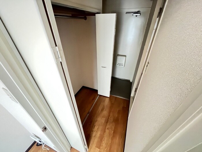 物件内観写真11　(収納)