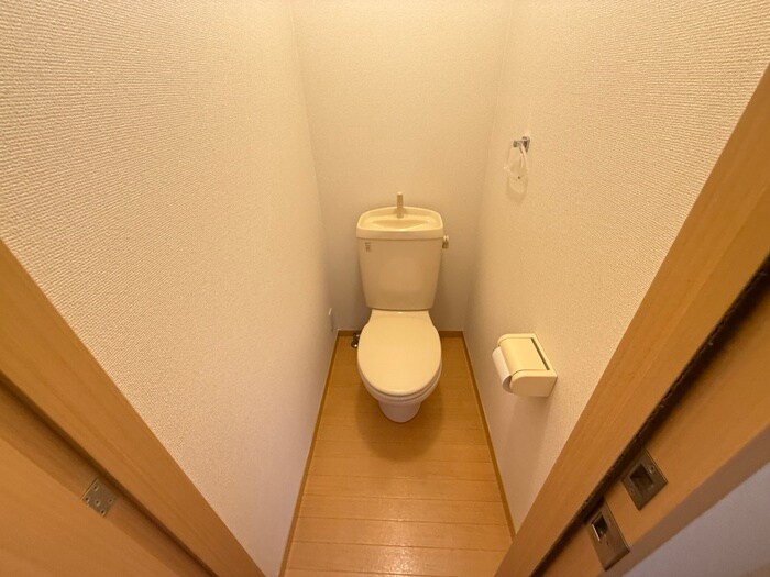 物件内観写真7　(トイレ)