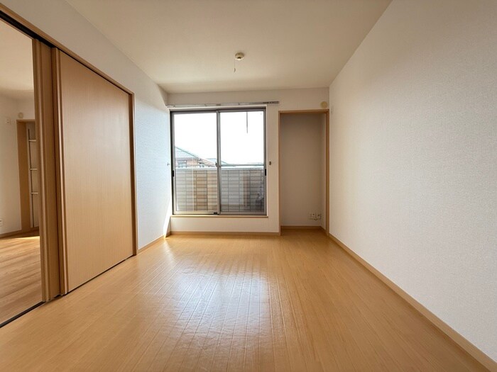 物件内観写真14　(居室)