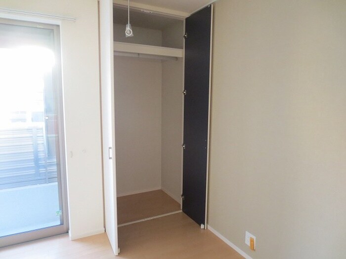 物件内観写真10　(収納)