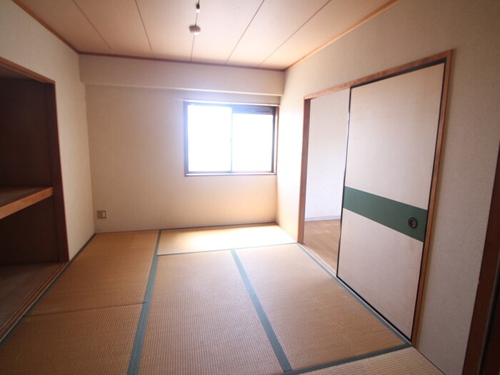 物件内観写真17　(居室)