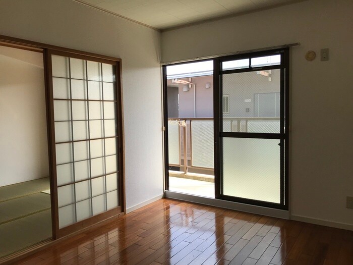 物件内観写真7　(居室)