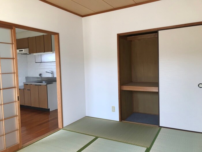 物件内観写真9　(居室)