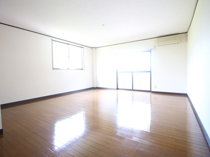 物件内観写真21　(居室)