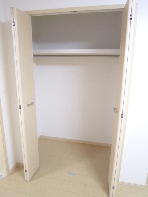 物件内観写真14　(収納)