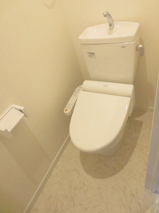 物件内観写真11　(トイレ)