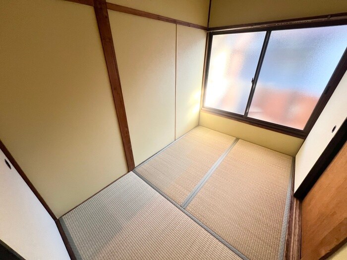 物件内観写真6　(居室)