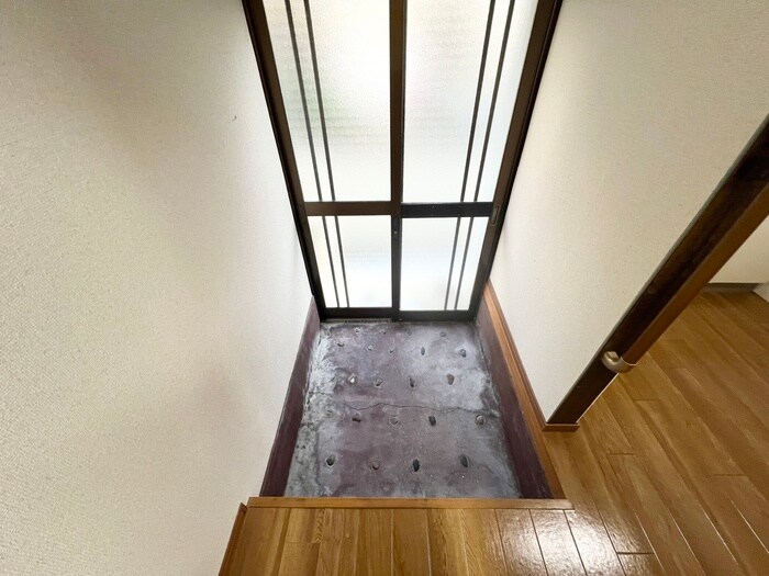 物件内観写真19　(玄関)