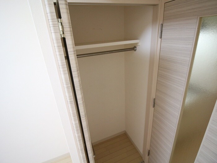 物件内観写真15　(収納)