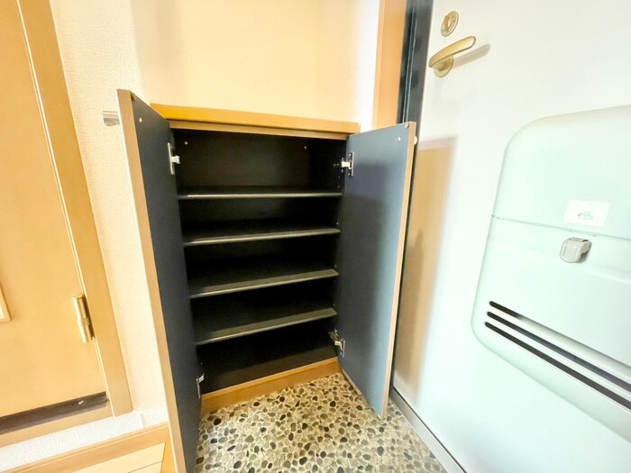 物件内観写真17　(靴箱)