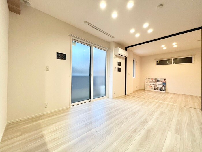 物件内観写真6　(居室)