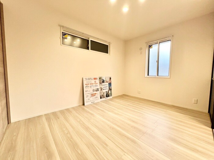 物件内観写真8　(居室)