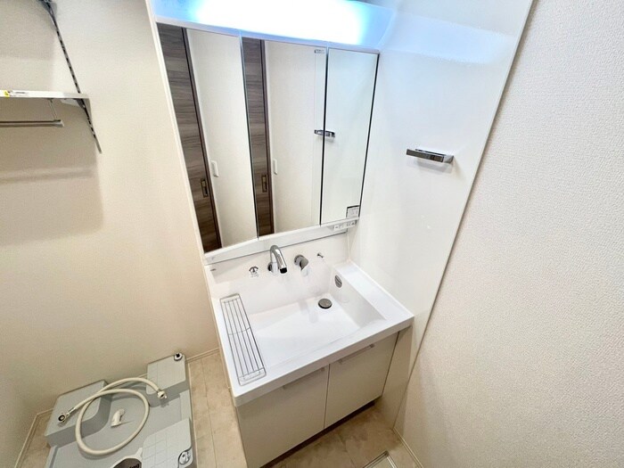 物件内観写真12　(洗面)