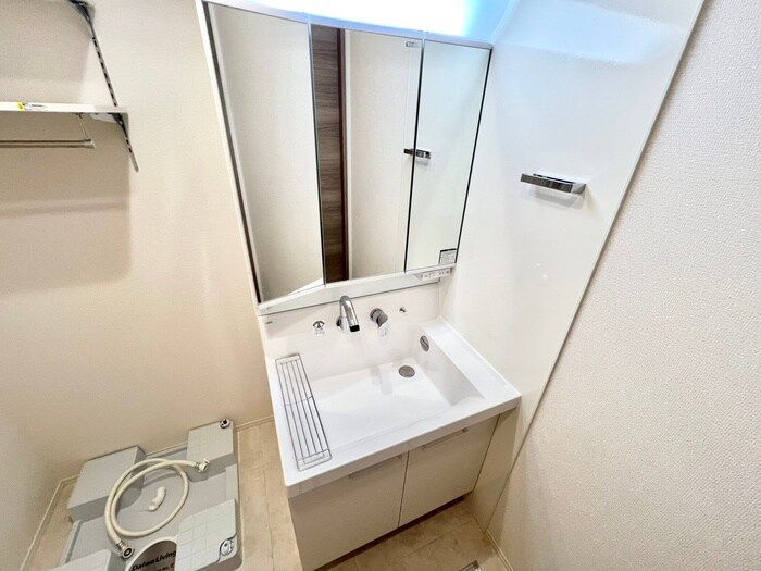 物件内観写真13　(洗面)