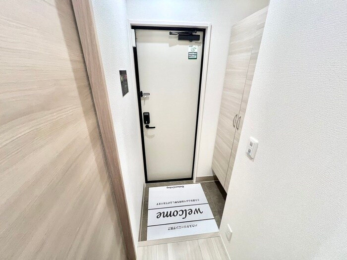 物件内観写真17　(玄関)