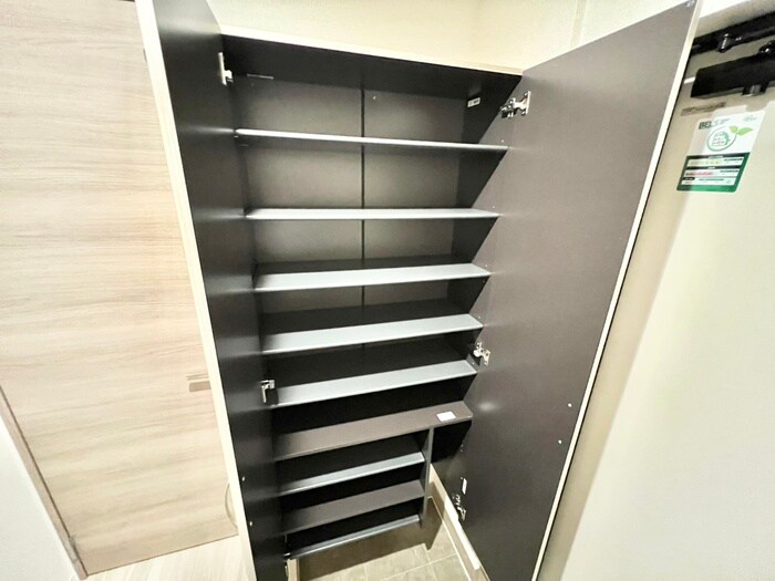 物件内観写真17　(靴箱)