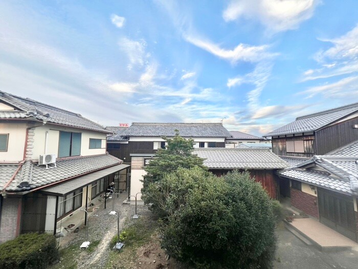 物件内観写真20　(室内からの展望)