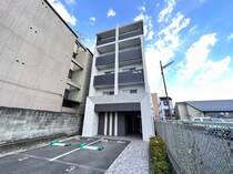 フェイバル二条の外観写真