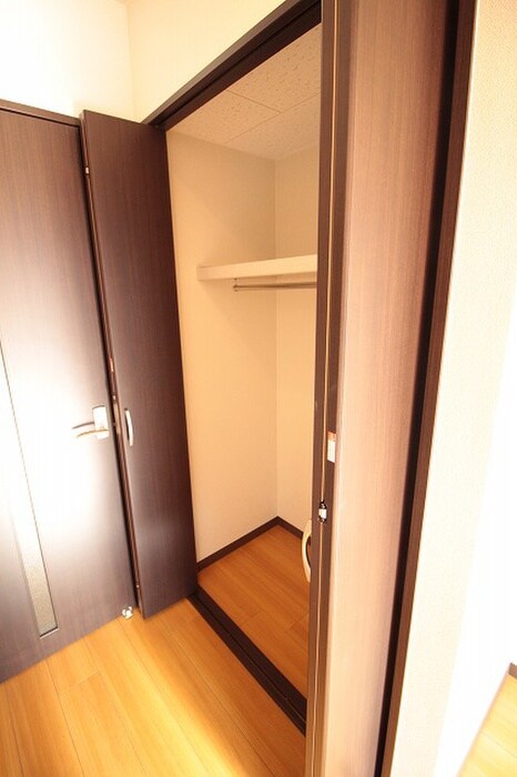 物件内観写真13　(収納)