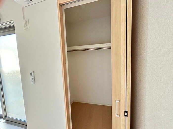 物件内観写真7　(収納)