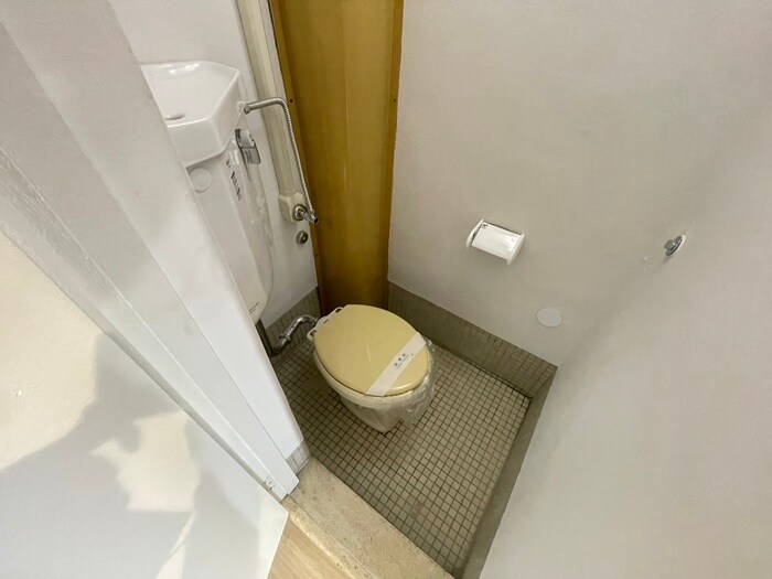 物件内観写真14　(トイレ)