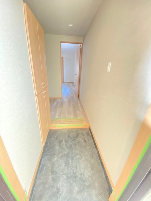 物件内観写真14　(玄関)