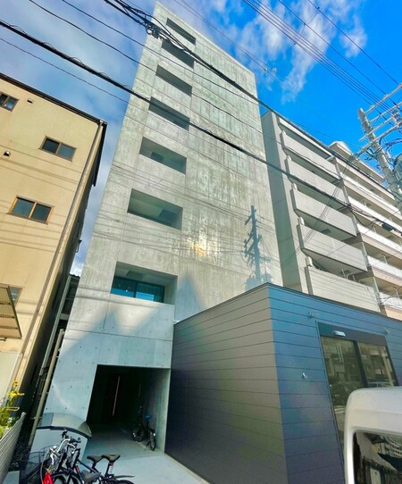 ｂ．ＤＯＵＧＡＳＨＩＢＡ外観写真