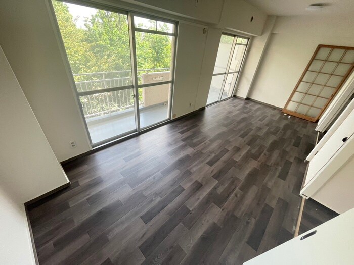 物件内観写真1　(居室)