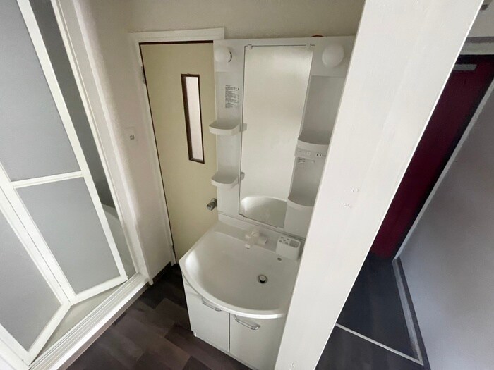 物件内観写真9　(洗面)