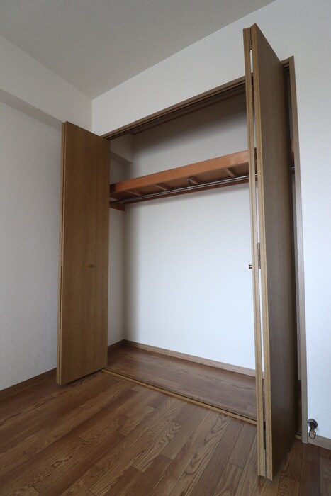物件内観写真15　(収納)