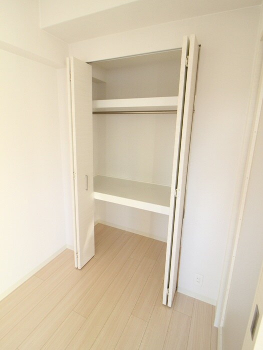 物件内観写真13　(収納)