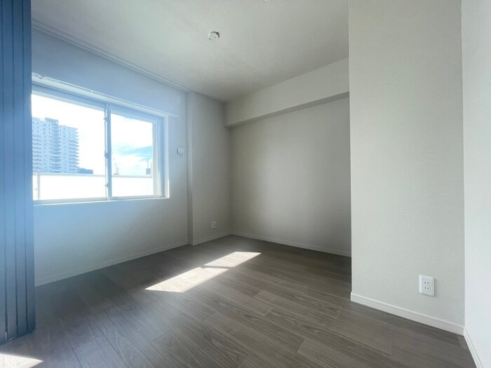 物件内観写真3　(居室)