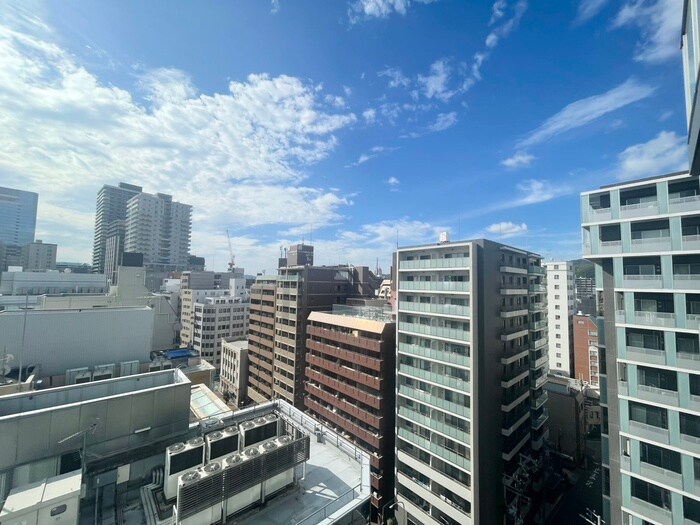 物件内観写真12　(室内からの展望)